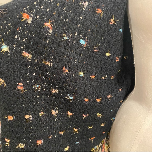 BLUE BLUSH Crochet Shaggy Fringe Multicolored Sweater Size Medium - Picture 6 of 14